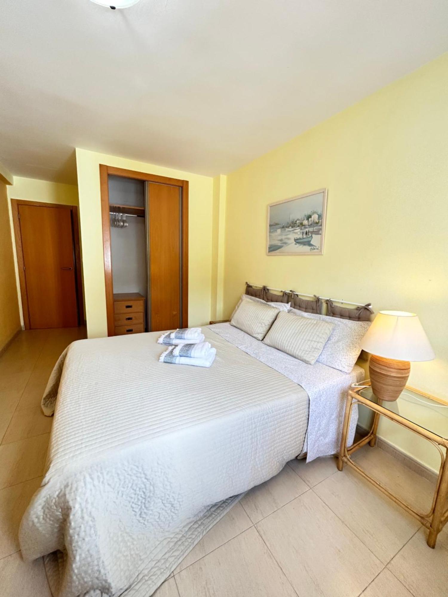 Sea Views Apartments Denia Ngoại thất bức ảnh
